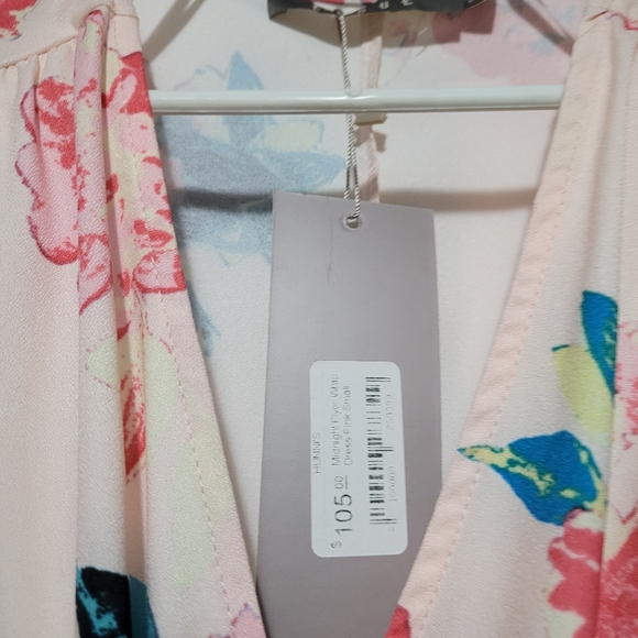 BNWT Insanely pretty Wrap/Kimono Dress - Picture 2 of 7